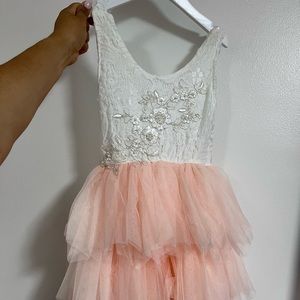 Beautiful beautiful dress for a princess 😍